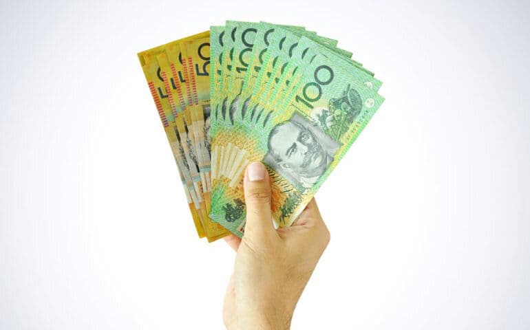 $25,000 on offer via HomeBuilder scheme, but caution advised