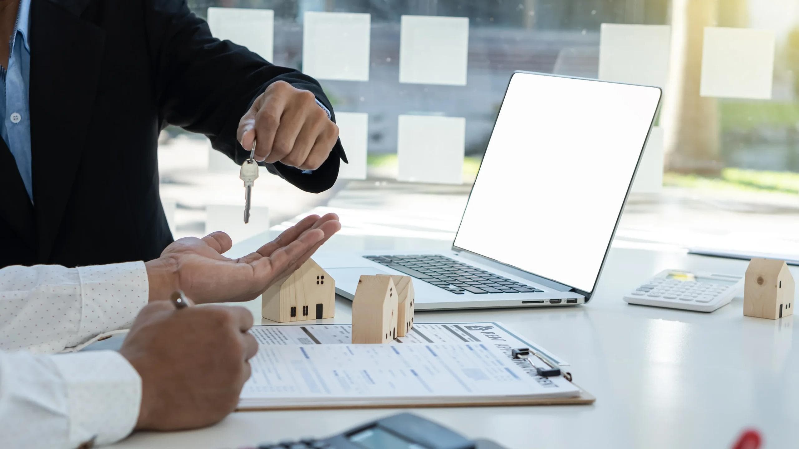 How Buyers Agents in Sydney Help You Access Off-Market Properties